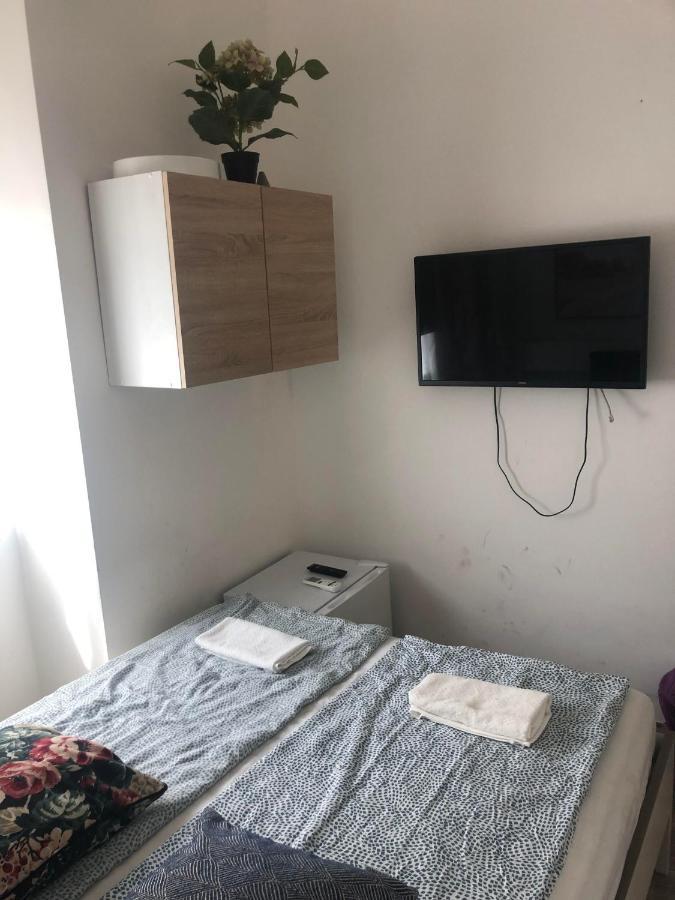 Bella Fiore Mini Rooms 3 Budapest Exterior photo